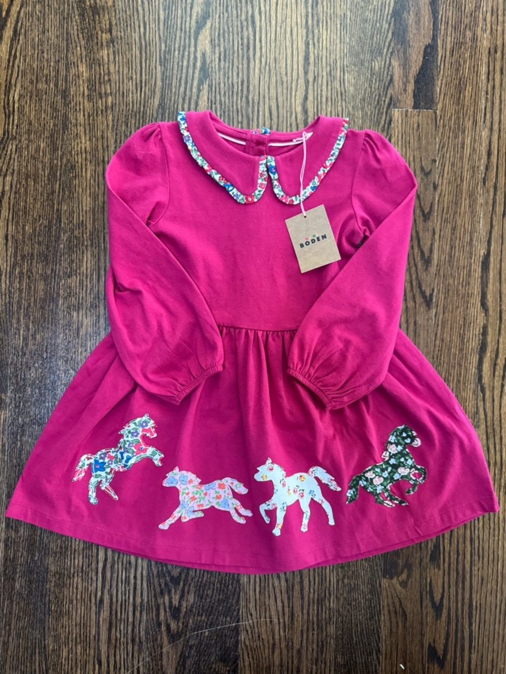 NWT! Size 3-4 Mini Boden Horse Appliqué Dress with Pretty Collar
